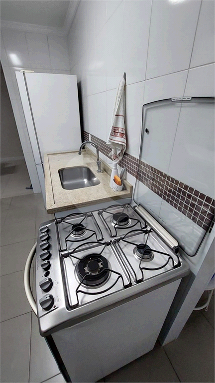 APARTAMENTO em PARQUE BRISTOL