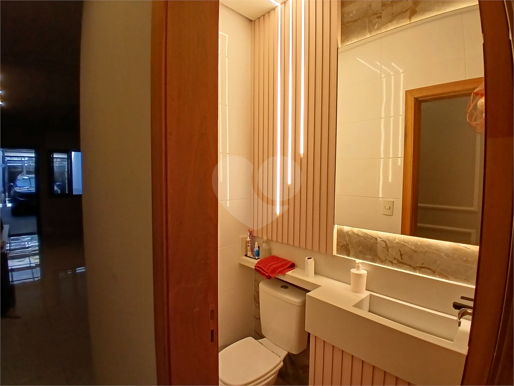 Sobrado 3 suítes - Parque São Domingos