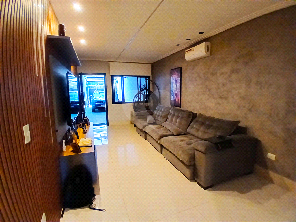 Sobrado 3 suítes - Parque São Domingos