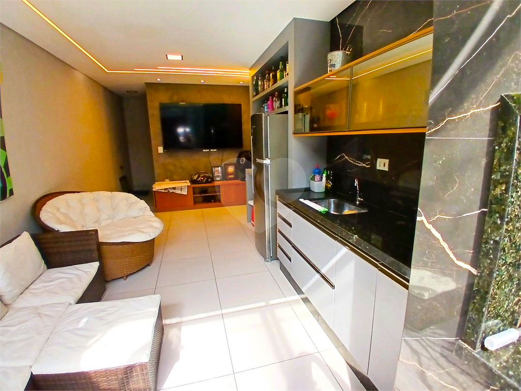 Sobrado 3 suítes - Parque São Domingos