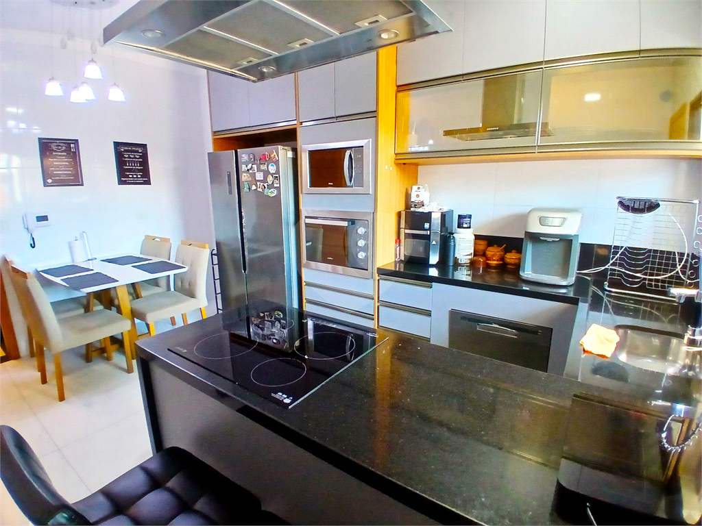 Sobrado 3 suítes - Parque São Domingos