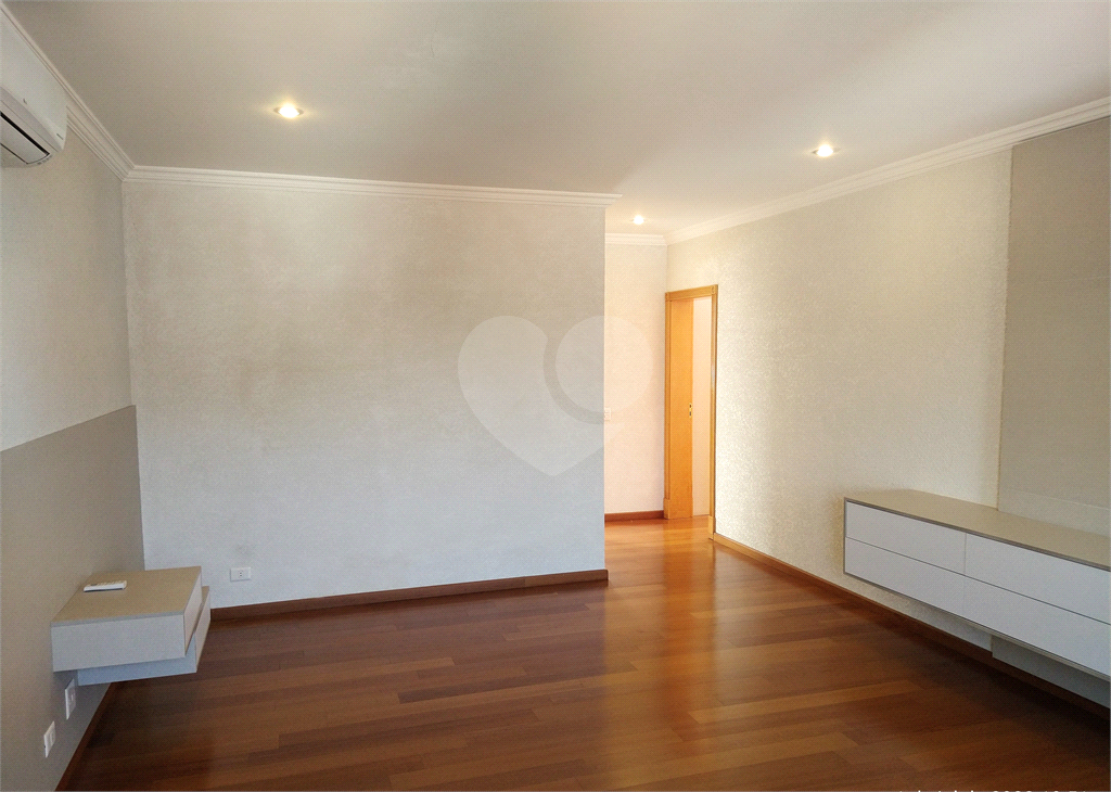 Mansão Condomínio Tremembé | 4 Suítes | 12 Vagas | 799m² | Espaço Gourmet e Lazer Completo