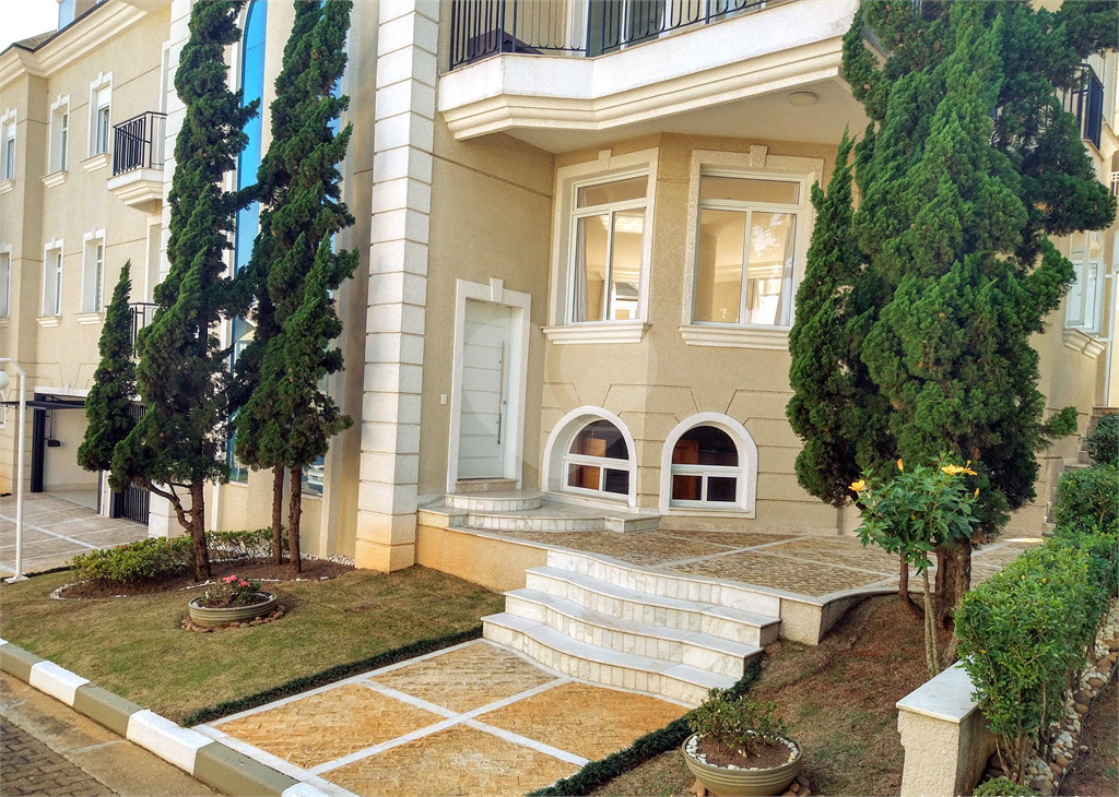 Mansão Condomínio Tremembé | 4 Suítes | 12 Vagas | 799m² | Espaço Gourmet e Lazer Completo