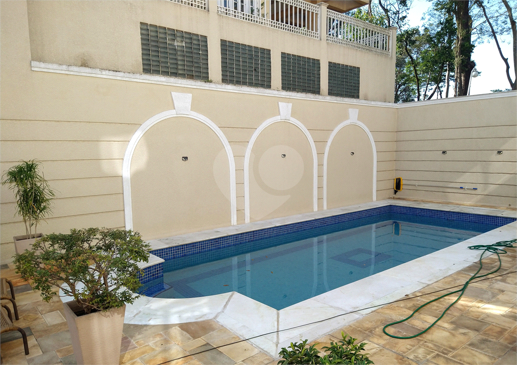 Mansão Condomínio Tremembé | 4 Suítes | 12 Vagas | 799m² | Espaço Gourmet e Lazer Completo
