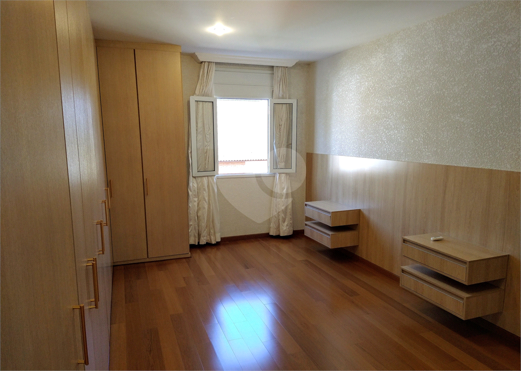 Mansão Condomínio Tremembé | 4 Suítes | 12 Vagas | 799m² | Espaço Gourmet e Lazer Completo