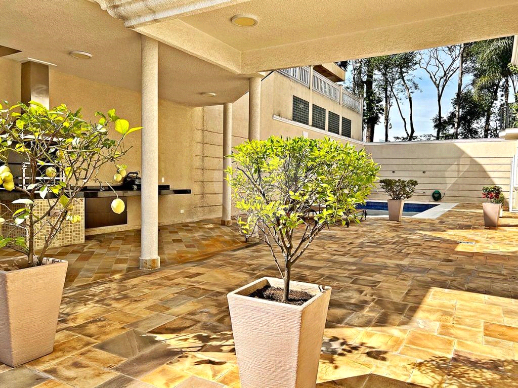 Mansão Condomínio Tremembé | 4 Suítes | 12 Vagas | 799m² | Espaço Gourmet e Lazer Completo