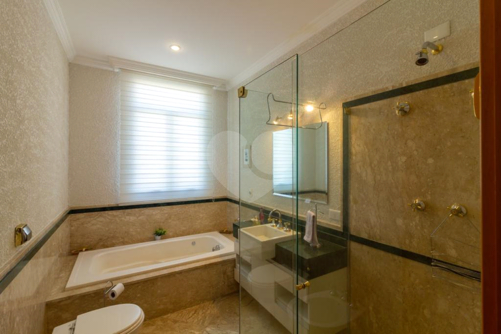 Mansão Condomínio Tremembé | 4 Suítes | 12 Vagas | 799m² | Espaço Gourmet e Lazer Completo