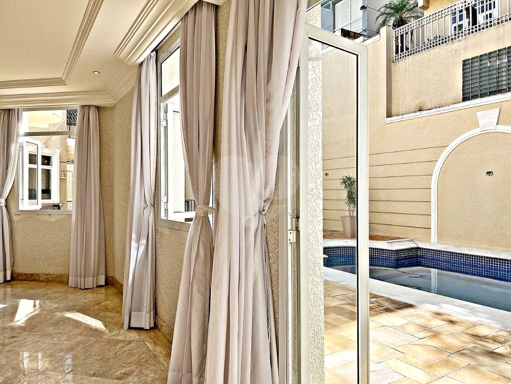 Mansão Condomínio Tremembé | 4 Suítes | 12 Vagas | 799m² | Espaço Gourmet e Lazer Completo