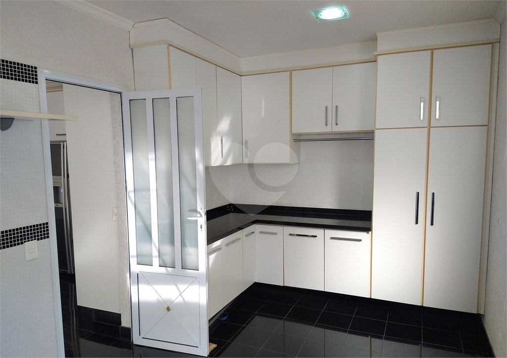 Mansão Condomínio Tremembé | 4 Suítes | 12 Vagas | 799m² | Espaço Gourmet e Lazer Completo
