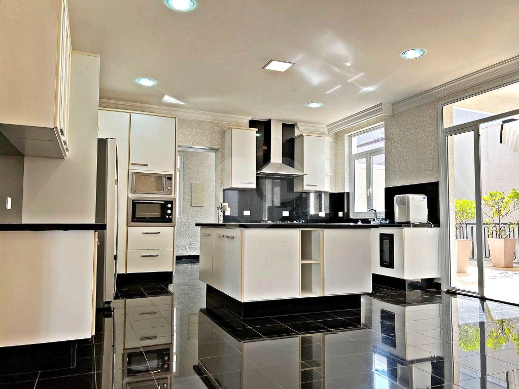 Mansão Condomínio Tremembé | 4 Suítes | 12 Vagas | 799m² | Espaço Gourmet e Lazer Completo