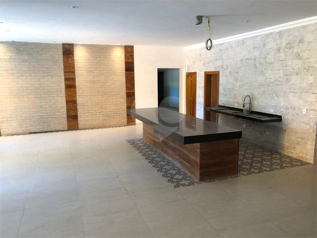 Casa de Condomínio à venda com 5 quartos, 570m² - Foto 2