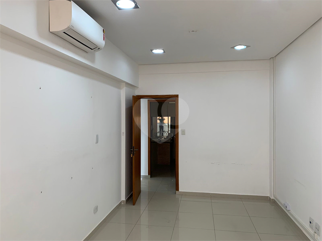 APARTAMENTO COMERCIAL  COM 4 SALAS 108m² NA BELA VISTA