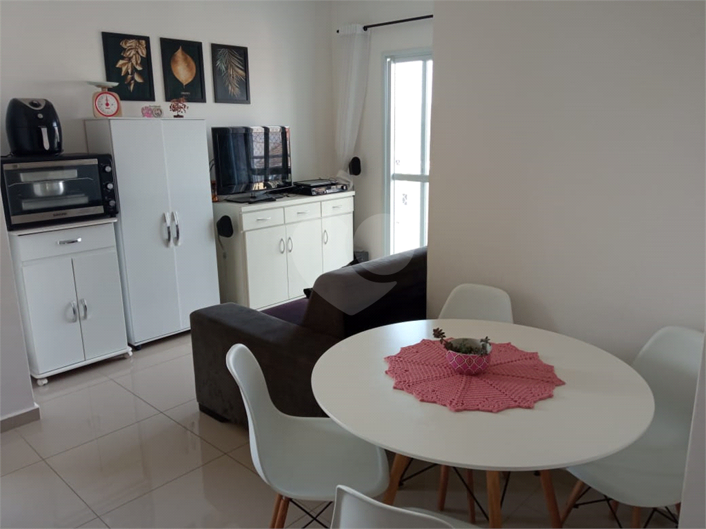 Apartamento à venda com 2 quartos, 56m² - Foto 1