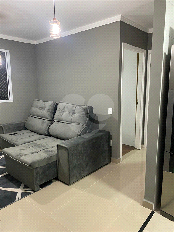 Apartamento à venda com 2 quartos, 40m² - Foto 10