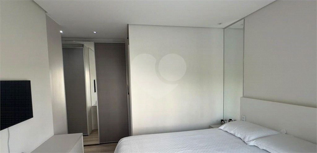 APARTAMENTO em VILA ROMANA