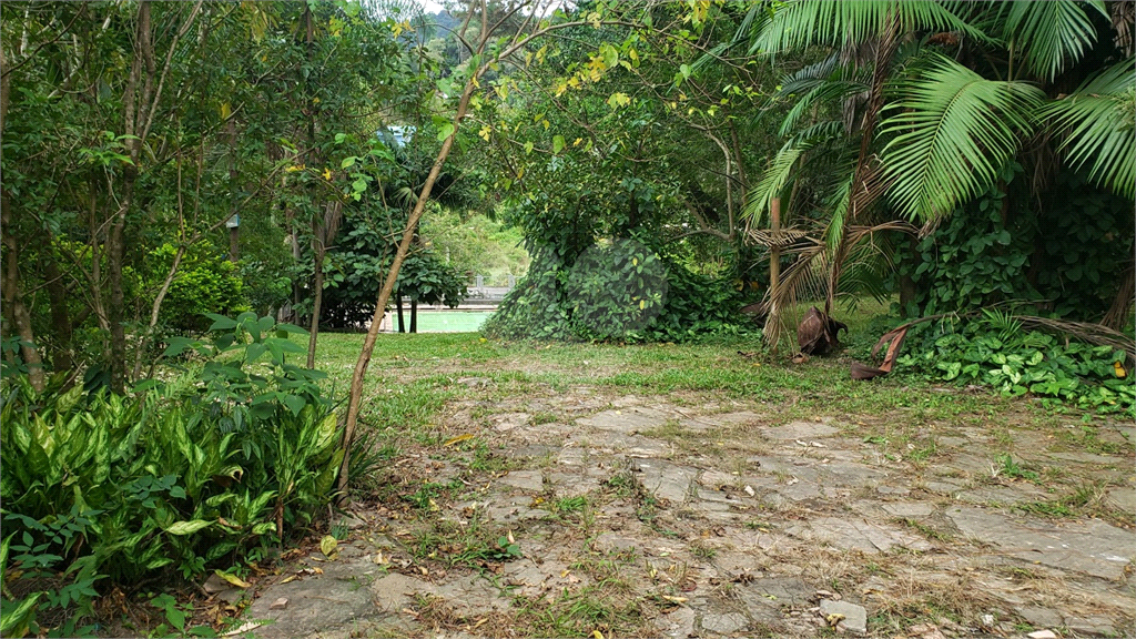 CASA TÉRREA  PARA INVESTIDOR  17.000 M² DE TERRENO AV. SEZEFREDO FAGUNDES
