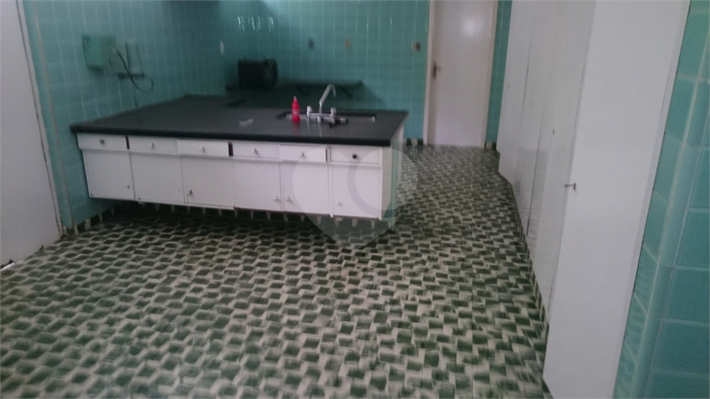 CASA TÉRREA  PARA INVESTIDOR  17.000 M² DE TERRENO AV. SEZEFREDO FAGUNDES