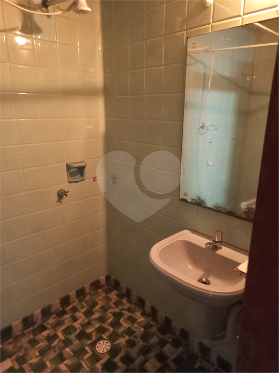 CASA TÉRREA  PARA INVESTIDOR  17.000 M² DE TERRENO AV. SEZEFREDO FAGUNDES