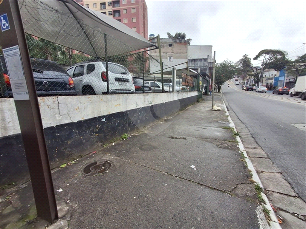 TERRENO / ESTACIONAMENTO