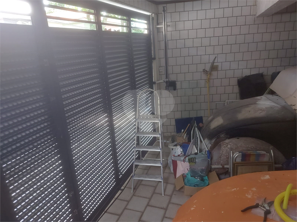 Sobrado Espaçoso e Aconchegante com 3 Dormitórios e Churrasqueira próximo ao Horto Florestal