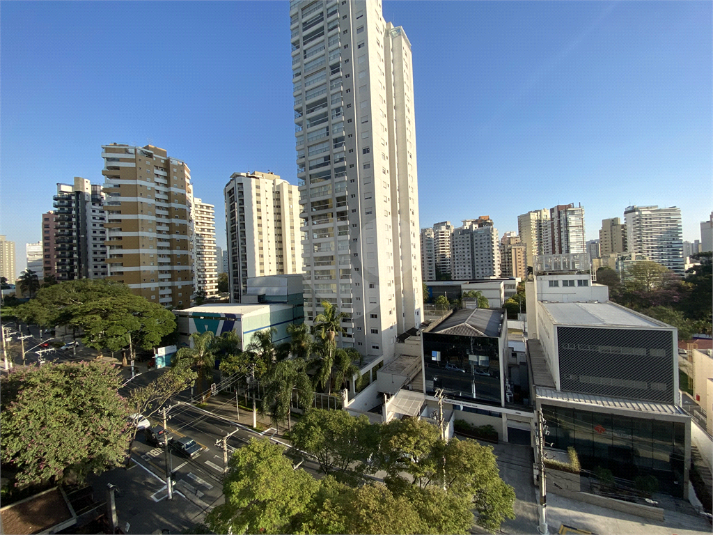 Oportunidade! Apartamento localizado no coração de Santana, com 3 dormitórios, 2 vagas 