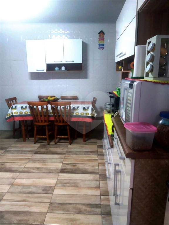 Sobrado à Venda no Jardim Japão com 04 Quartos por R$ 560.000,00