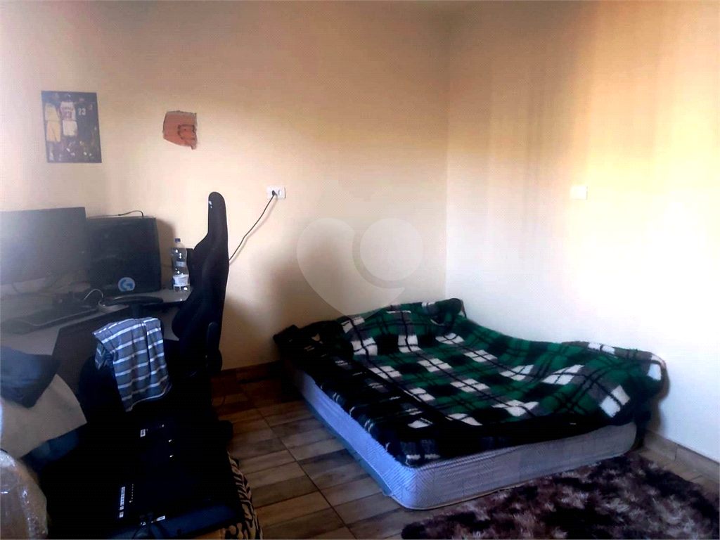 Sobrado à Venda no Jardim Japão com 04 Quartos por R$ 560.000,00