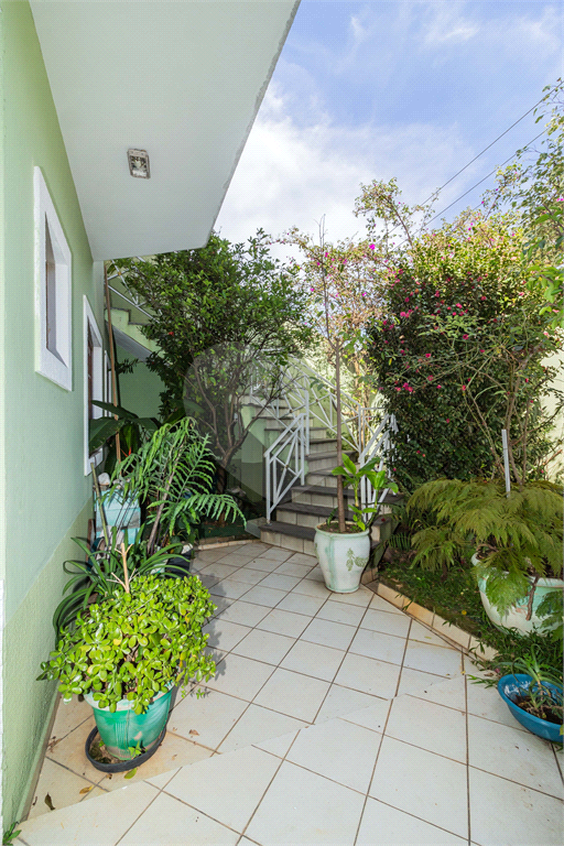 CASA À VENDA COM 4 QUARTOS -  6 VAGAS NO BAIRRO VILA SÃO FRANCISCO.