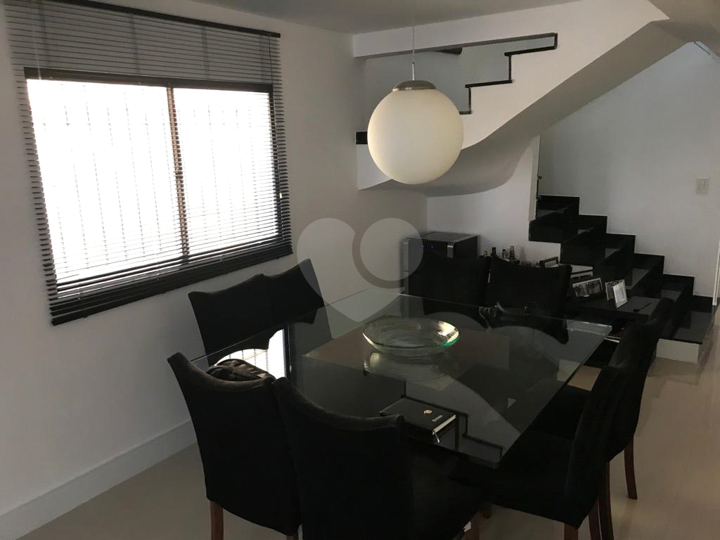 Sobrado à venda com 3 quartos, 150m² - Foto 4