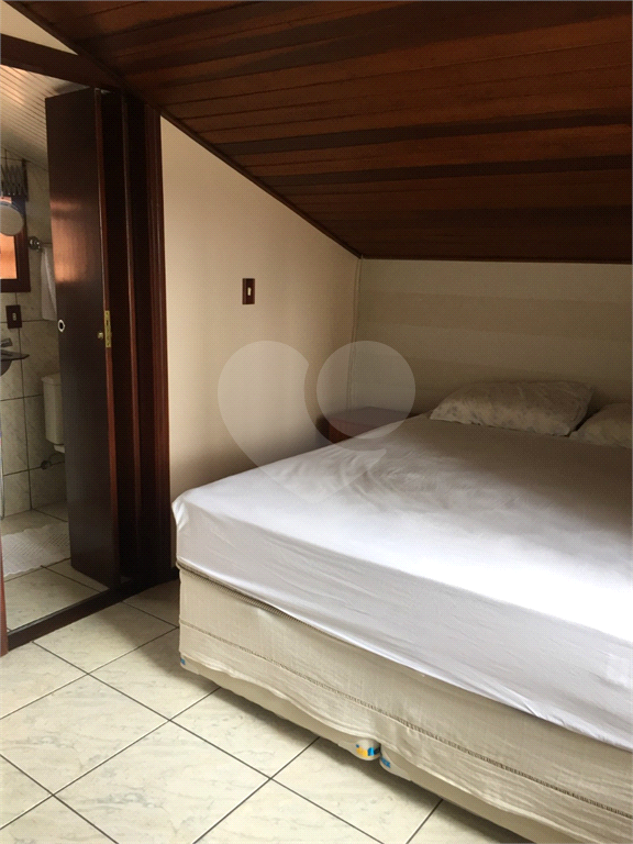 Sobrado à venda com 4 quartos, 200m² - Foto 23