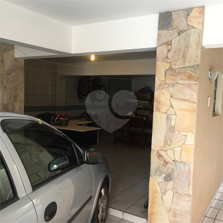 Sobrado à venda com 4 quartos, 200m² - Foto 28