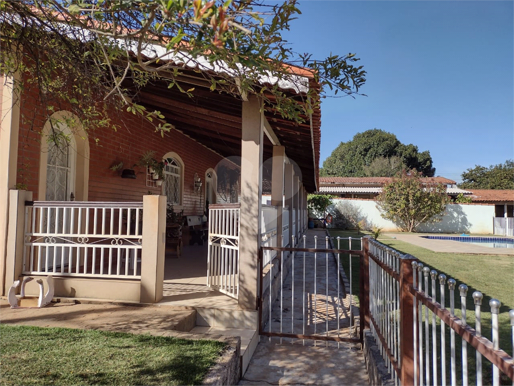 Chácara à venda com 3 quartos, 441m² - Foto 17