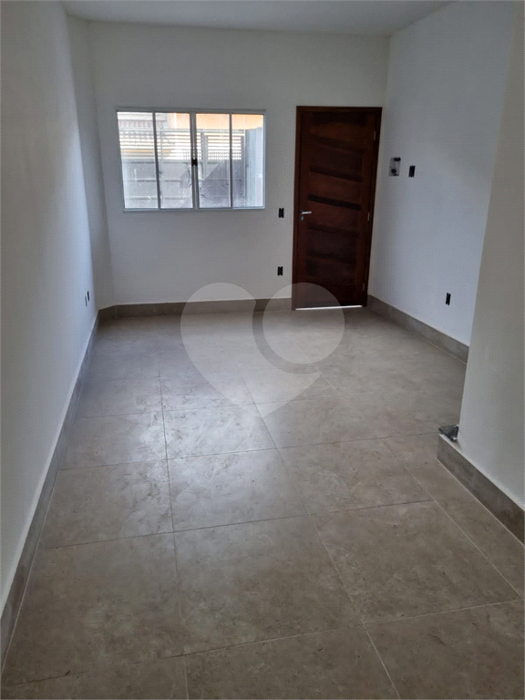 Sobrado à venda com 2 quartos, 60m² - Foto 2