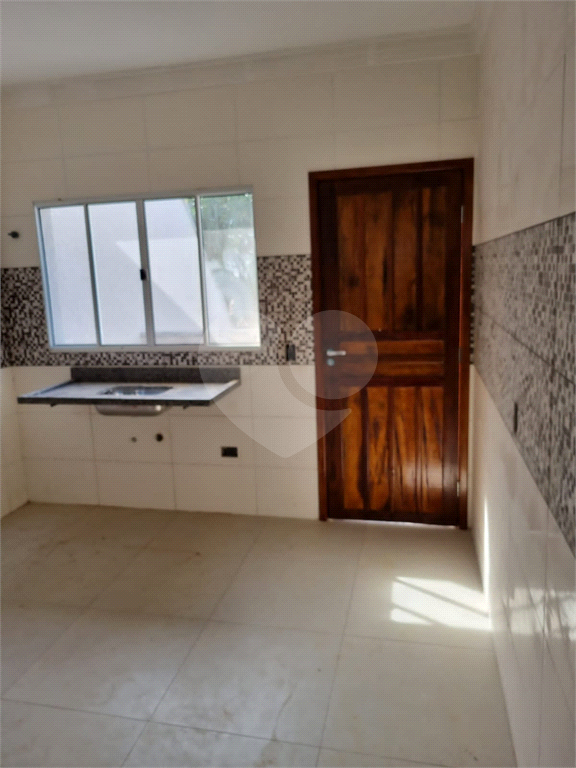 Sobrado à venda com 2 quartos, 60m² - Foto 3