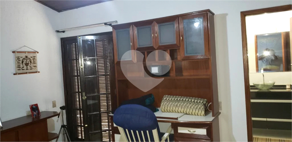 Casa de Condomínio à venda com 4 quartos, 400m² - Foto 10