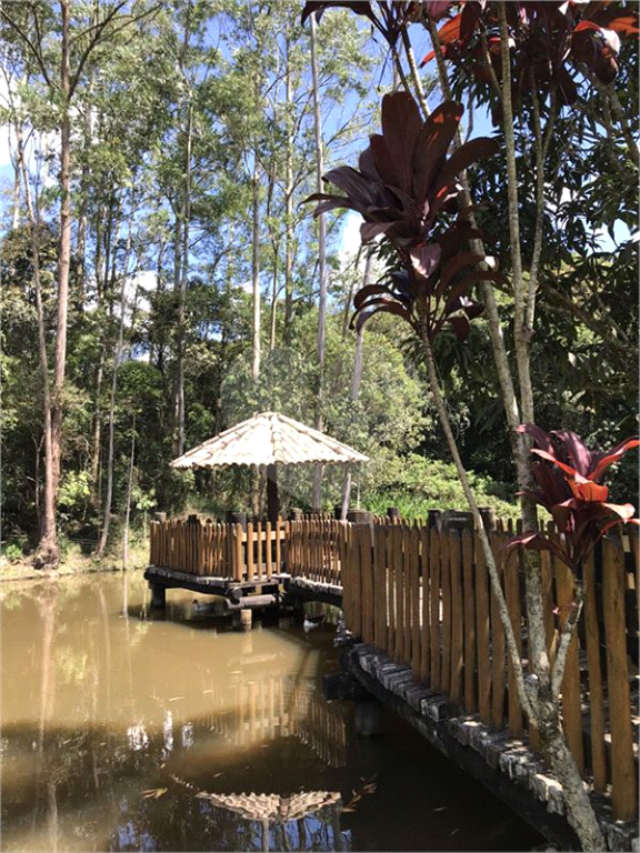 LOTE NO CONDOMÍNIO PARQUE SUIÇA