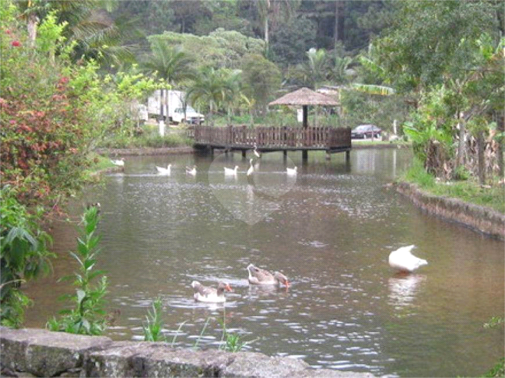 LOTE NO CONDOMÍNIO PARQUE SUIÇA