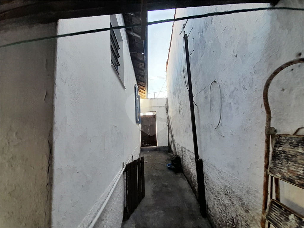 Terreno na Rua Nova dos Portugueses - 400 m2 - 10 x 40 - Bairro  Chora Menino - R$ 2.625,00 metros
