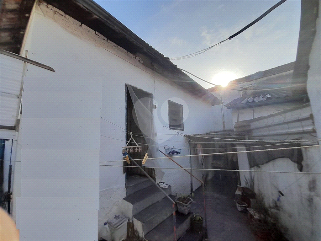 Terreno na Rua Nova dos Portugueses - 400 m2 - 10 x 40 - Bairro  Chora Menino - R$ 2.625,00 metros