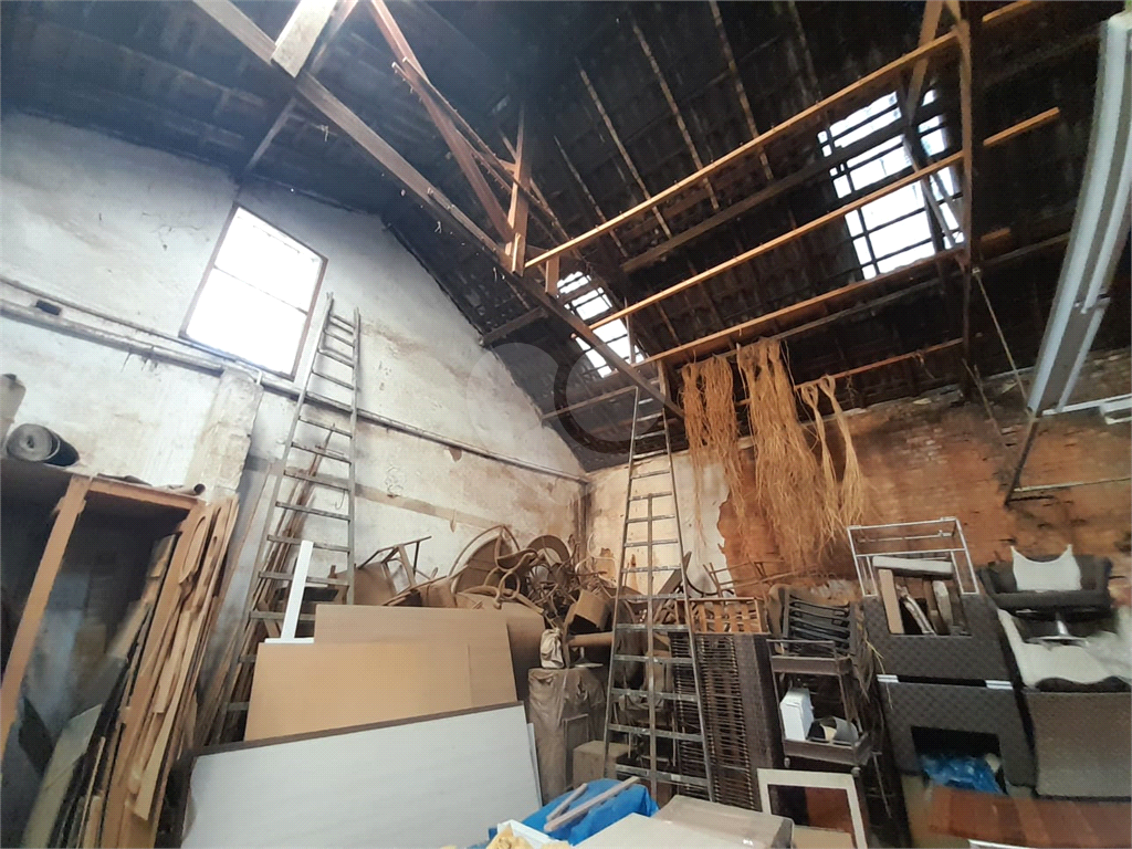 Terreno na Rua Nova dos Portugueses - 400 m2 - 10 x 40 - Bairro  Chora Menino - R$ 2.625,00 metros