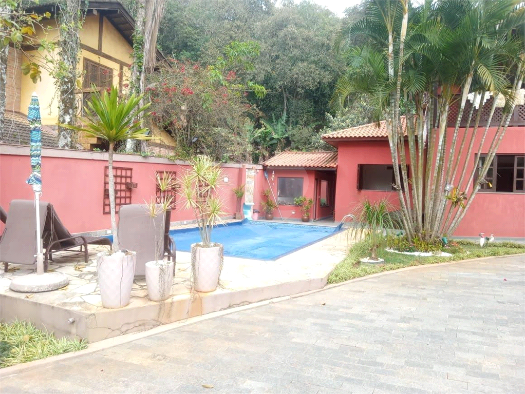 Casa de Condomínio à venda com 3 quartos, 400m² - Foto 8