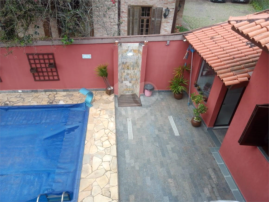 Casa de Condomínio à venda com 3 quartos, 400m² - Foto 4