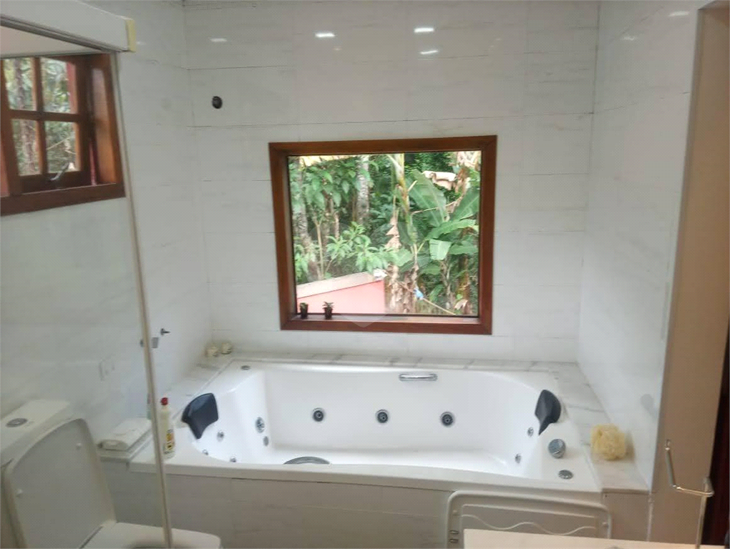 Casa de Condomínio à venda com 3 quartos, 400m² - Foto 10