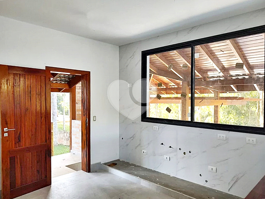 Casa de Condomínio à venda com 4 quartos, 300m² - Foto 12