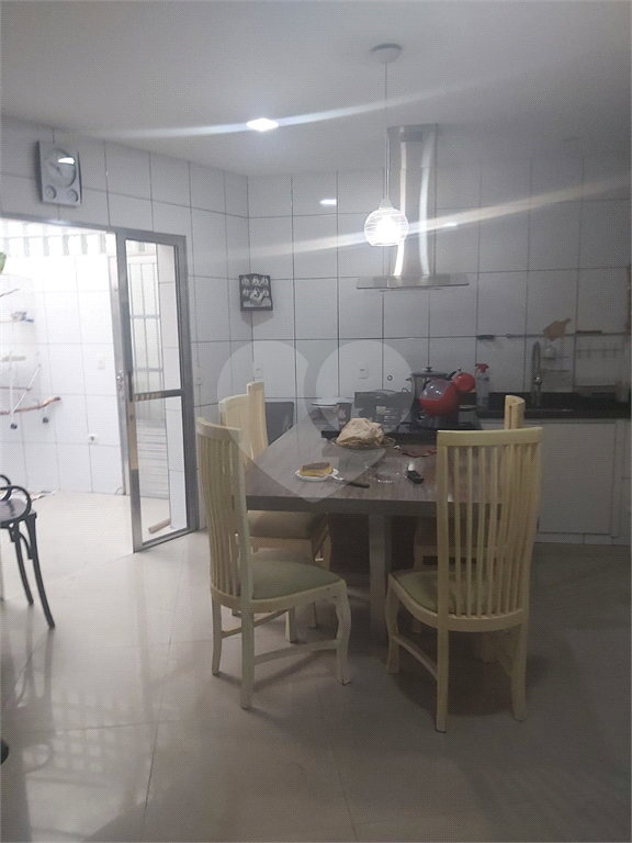 Sobrado a Venda na Vila Sabrina com 03 dormitórios por R$ 1.150.000,00