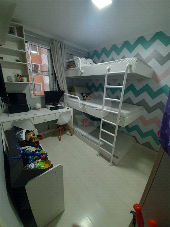 APARTAMENTO em PARQUE NOVO MUNDO