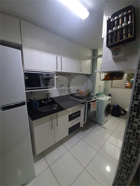 APARTAMENTO em PARQUE NOVO MUNDO