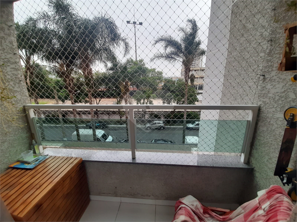 APARTAMENTO em PARQUE NOVO MUNDO