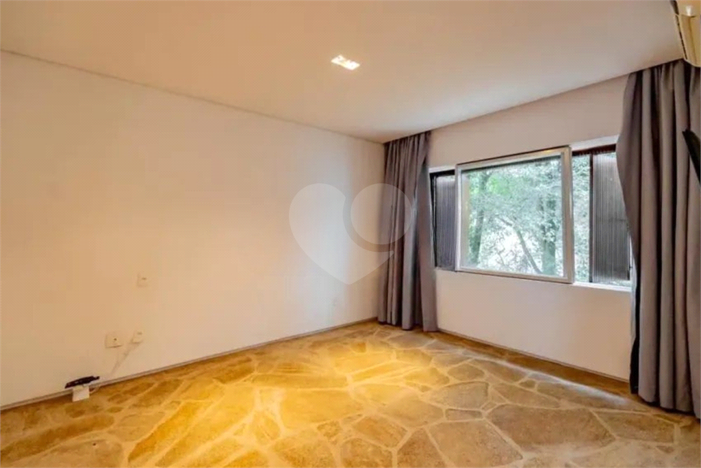 Casa à venda no Jardim Paulistano 