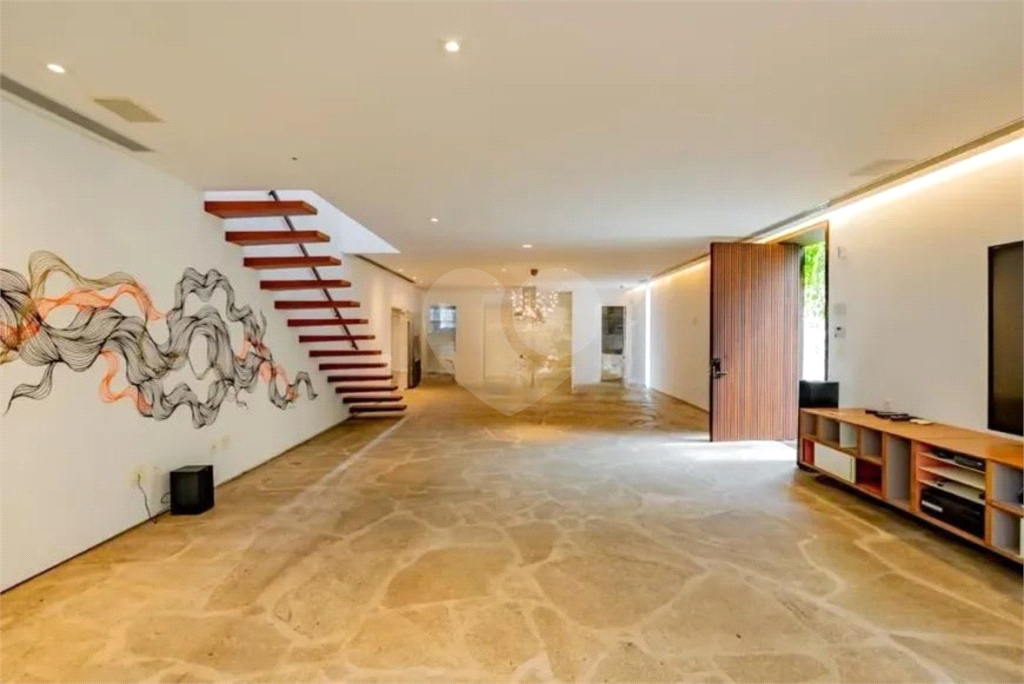 Casa à venda no Jardim Paulistano 